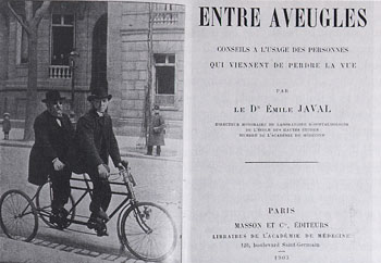 Emile Javal, aveugle, sur un tricycle